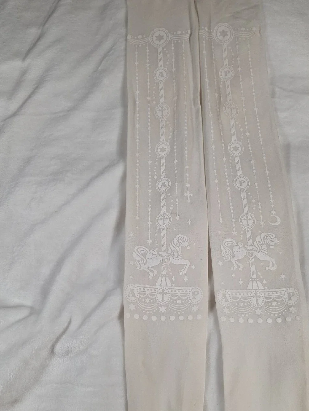 Angelic Pretty White Carousel Horse Print Tights | Sweet Lolita Accessory 🎠🎀